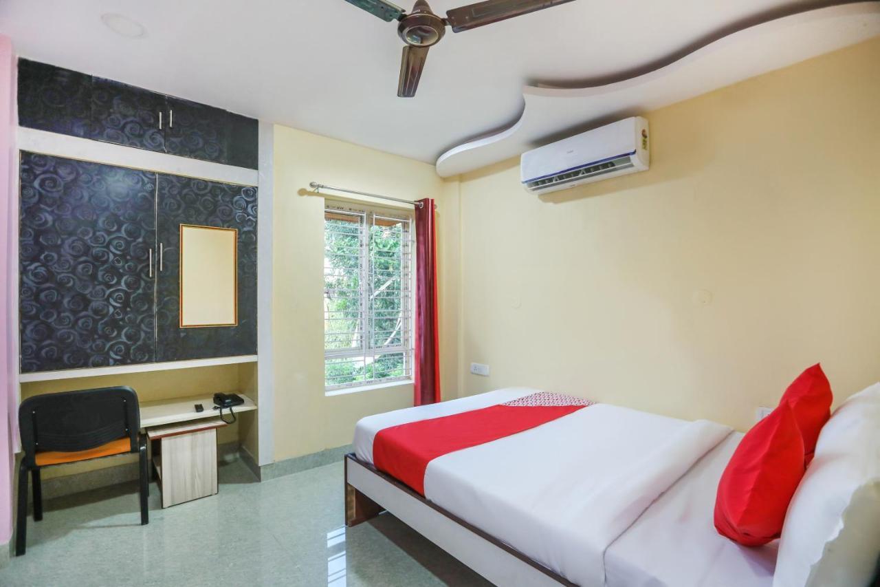 Oyo 62042 Niloy Guest House Jadabpur Exterior photo